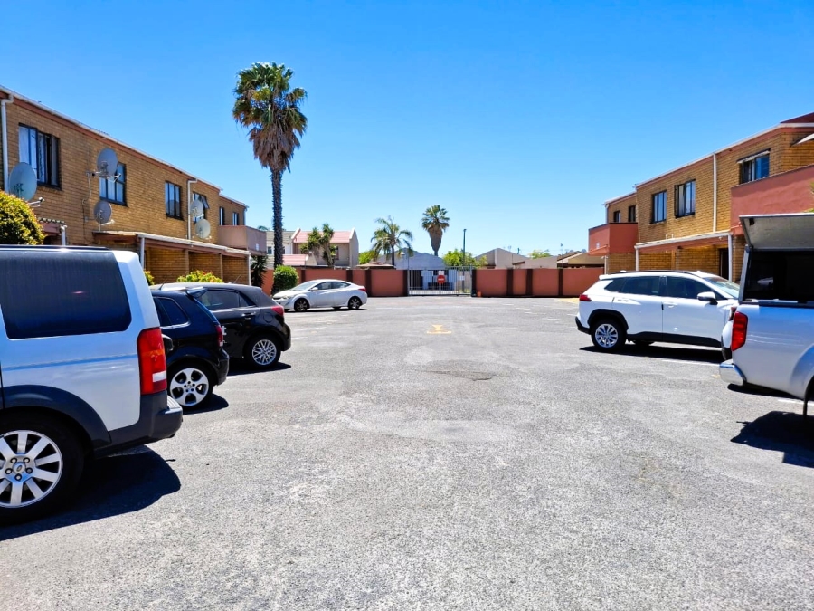 1 Bedroom Property for Sale in Morgenster Western Cape